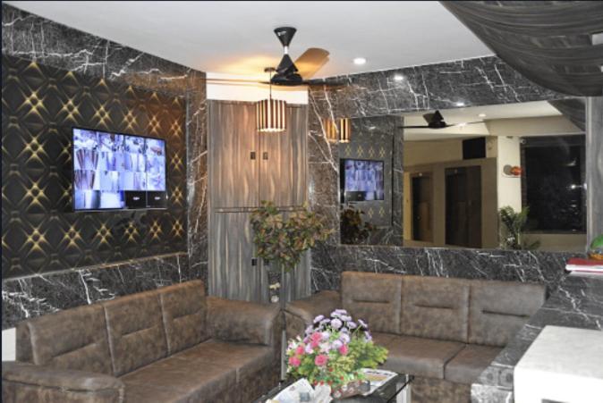 Midtown Hotel Ahmedabad Eksteriør bilde